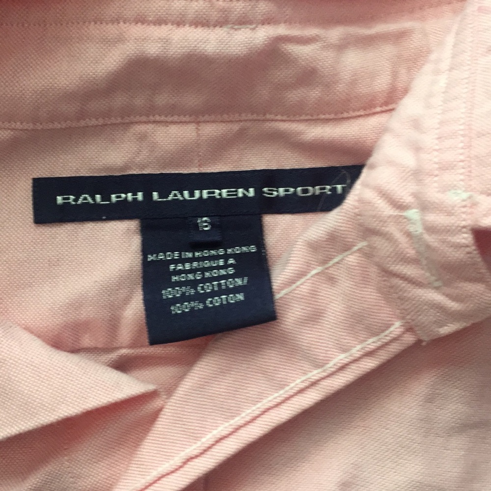 Button down - Picture 3 of 3